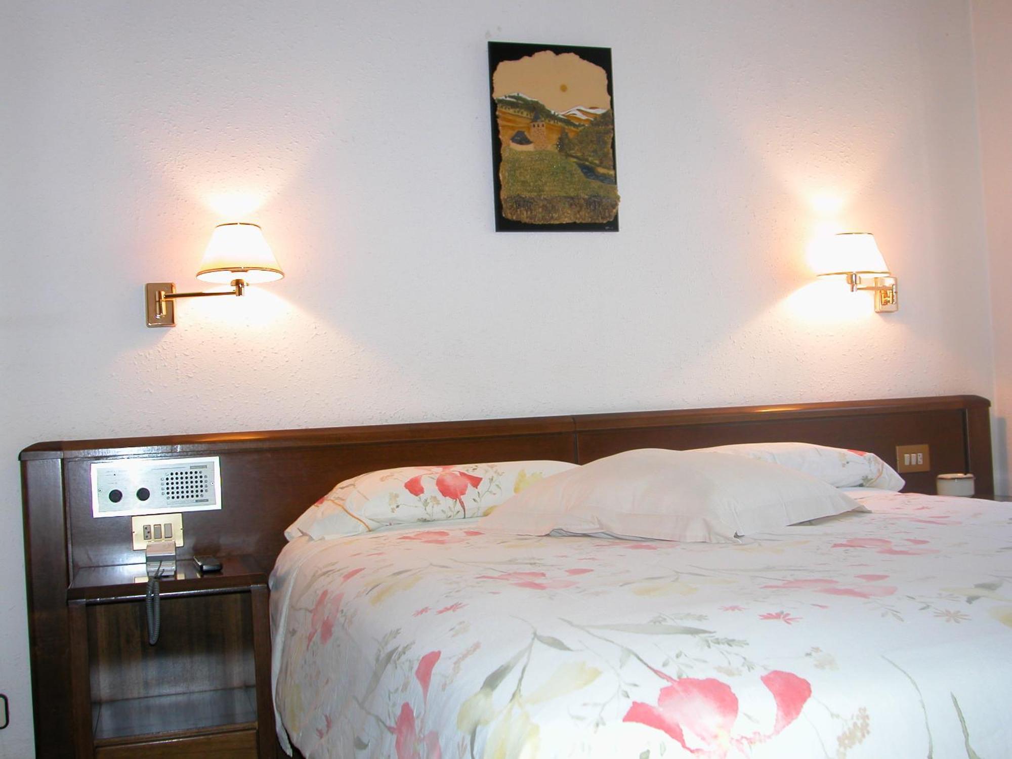 Hosteria Catalana بوسوست المظهر الخارجي الصورة
