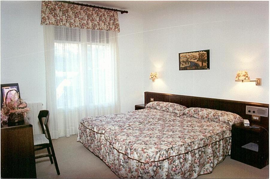 Hosteria Catalana بوسوست المظهر الخارجي الصورة